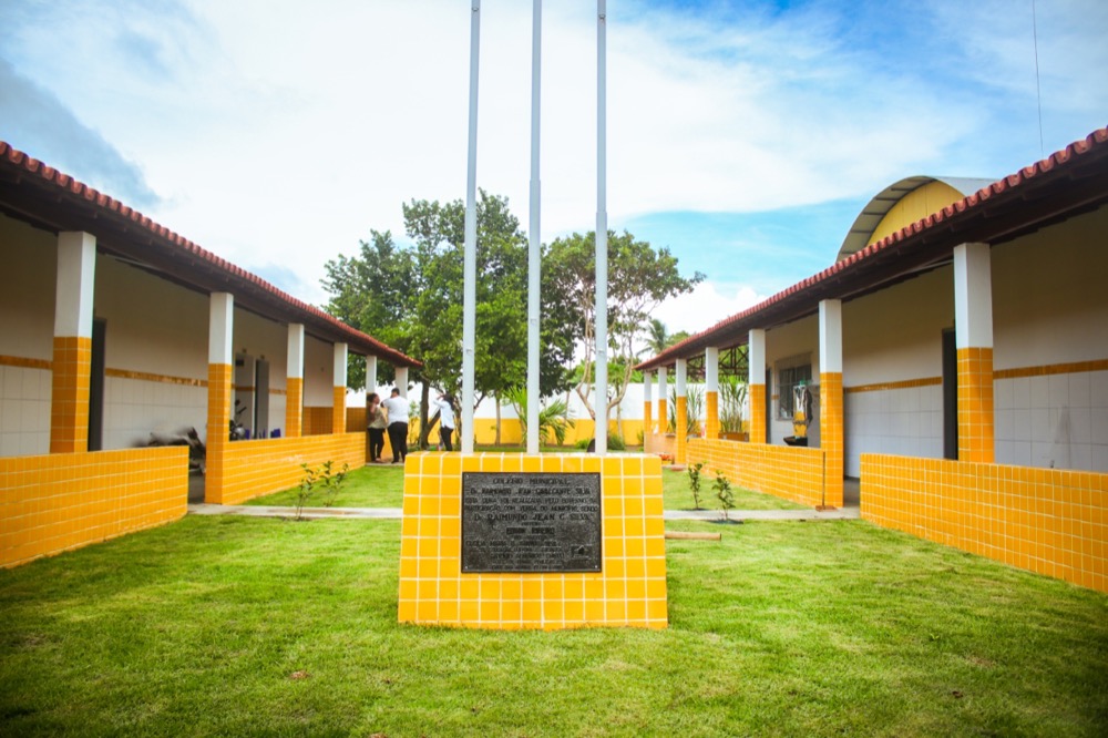 Reconstrução do Colégio Dr. Raimundo Jean Cavalcante