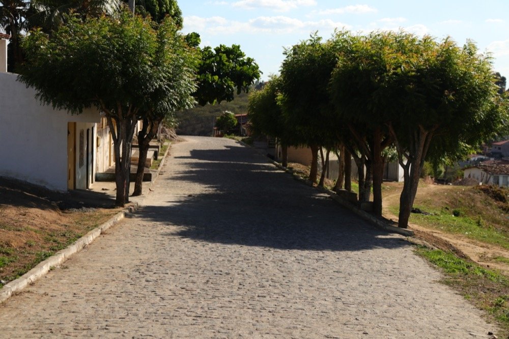 Pavimentação e drenagem da Rua F, São Judas Tadeu