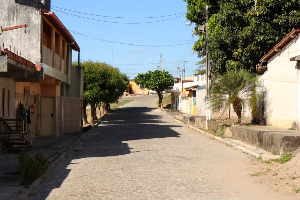 Pavimentação e drenagem da Rua J, São Judas Tadeu