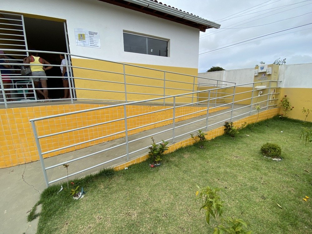 Reconstrução da Escola Felipe Teixeira 