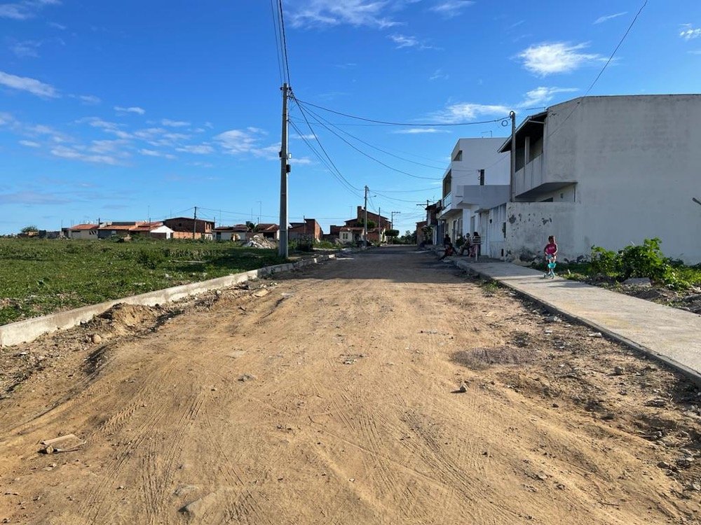 Pavimentação Asfáltica na Rua 6, Andaraí