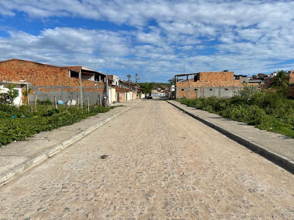 Pavimentação da Rua VL 7, no Miradouro