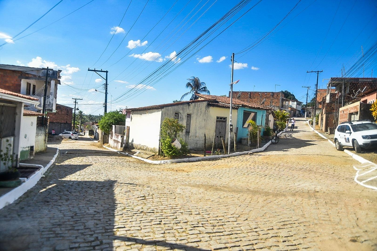 Pavimentação de ruas no bairro da Toquinha